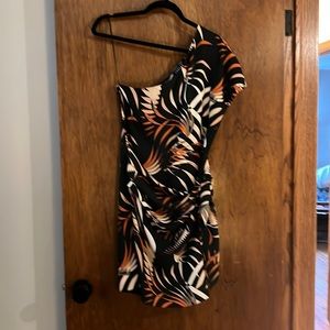 Trouve Black with Beige Leaf Print One Shoulder Tie/Front Sash Dress